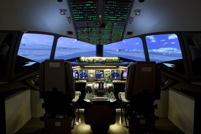 uFly Simulator Inc. B 777 commercial replica uFly Flight Simulator